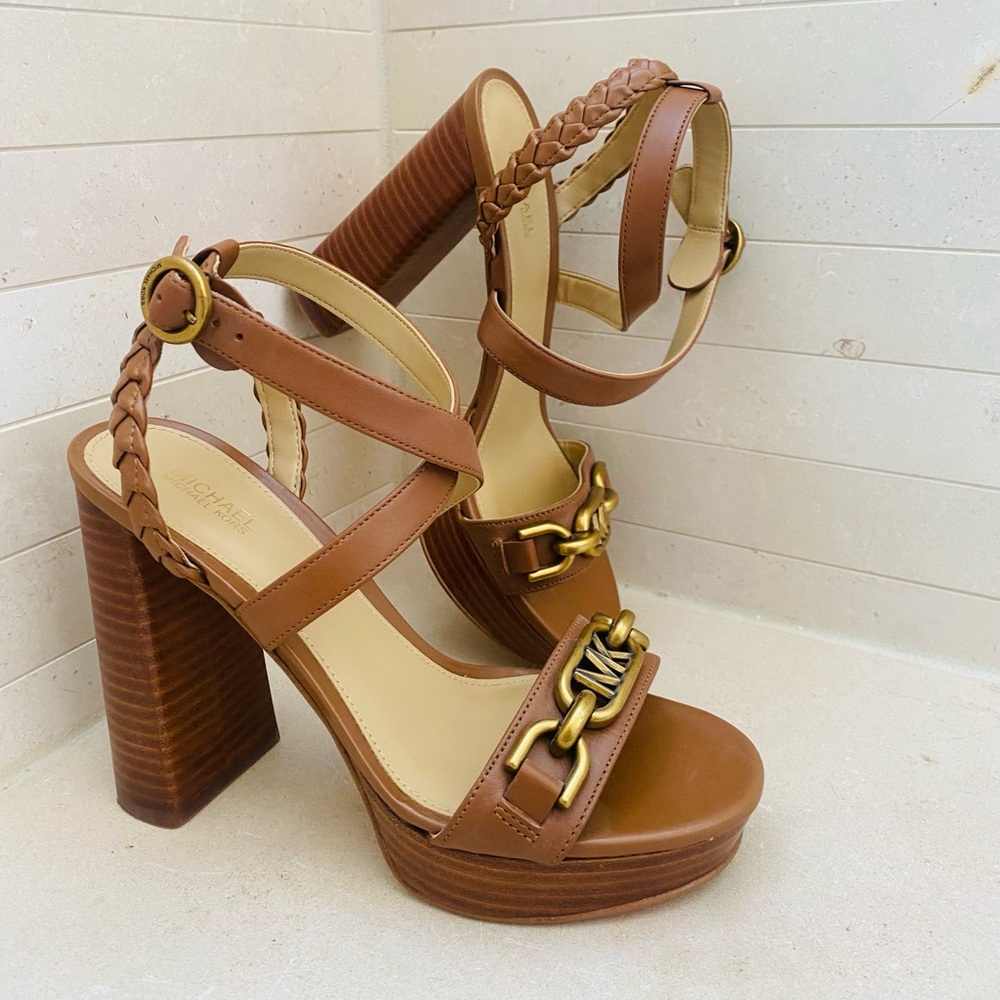 Michael Kors platform heels in luggage color barley worn